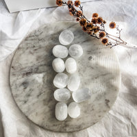 selenite tumble