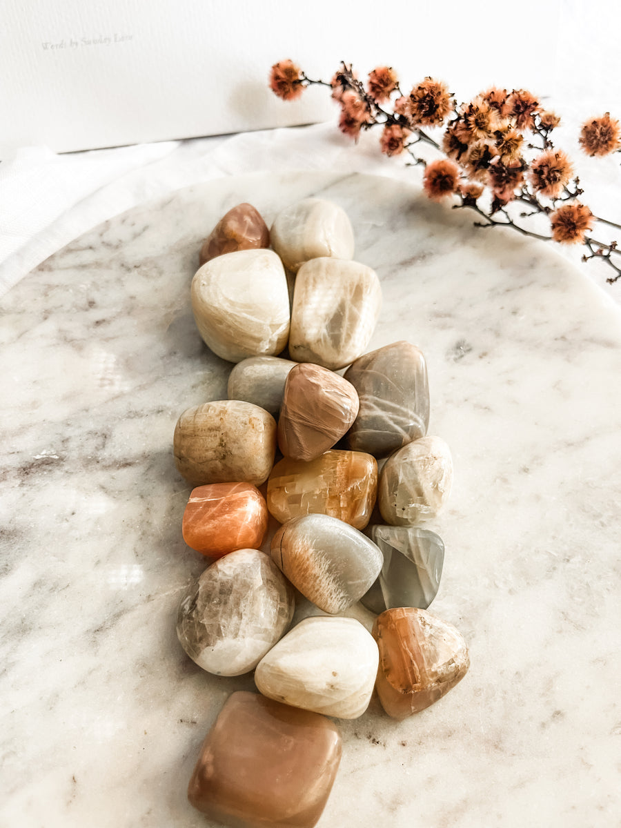 peach moonstone tumble