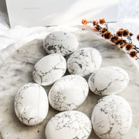 howlite palm stone