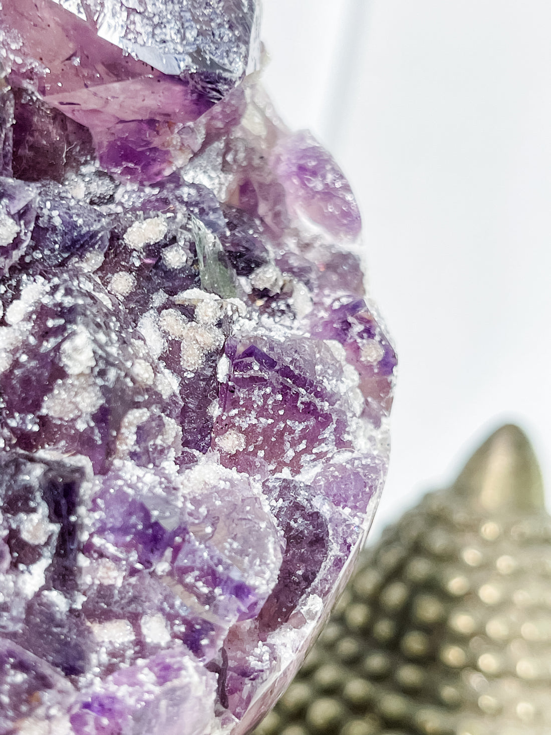 amethyst geode sphere on stand 02