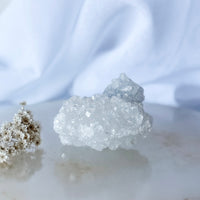 apophyllite cluster 01