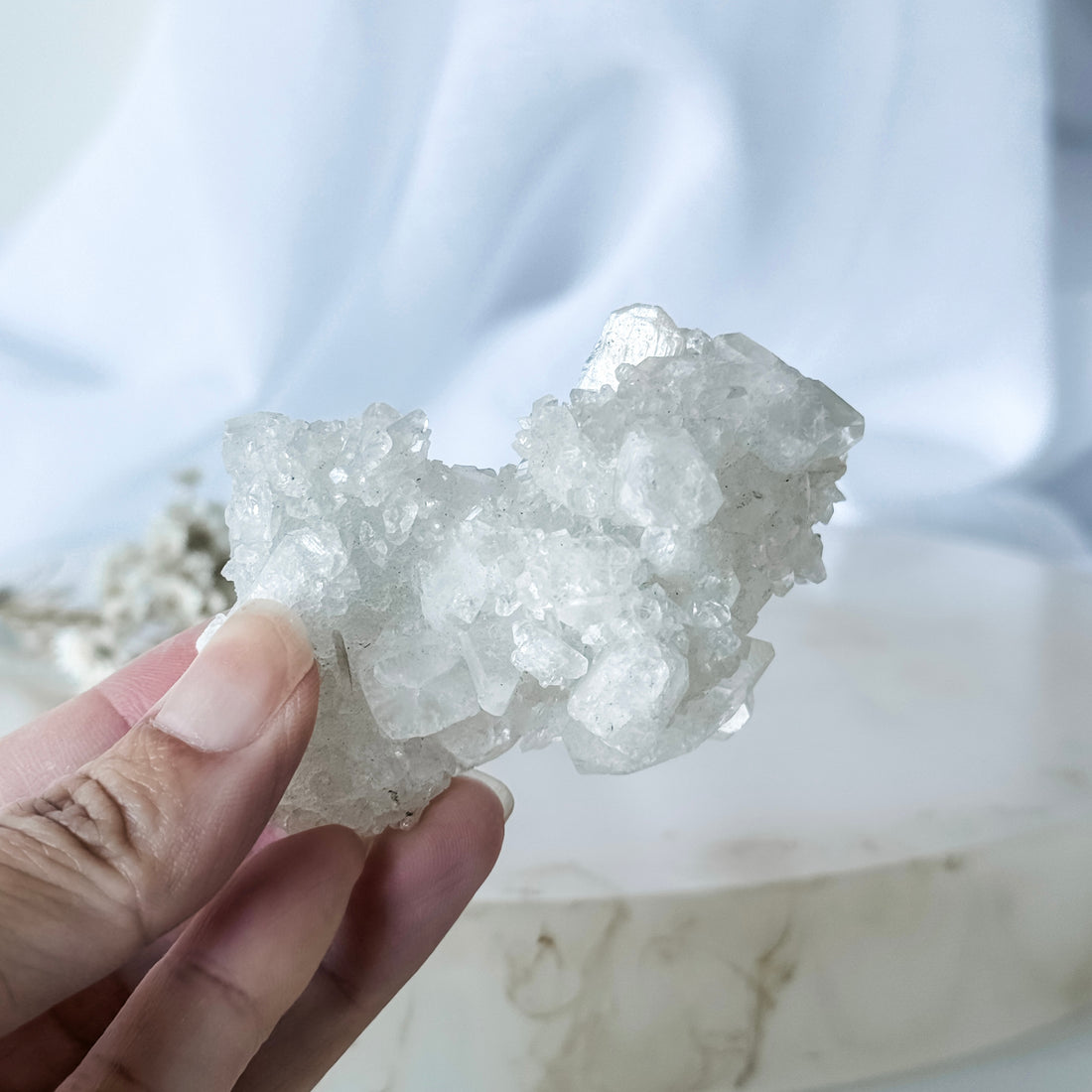 apophyllite cluster 03