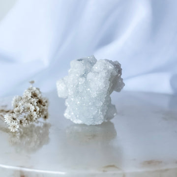 apophyllite cluster 04