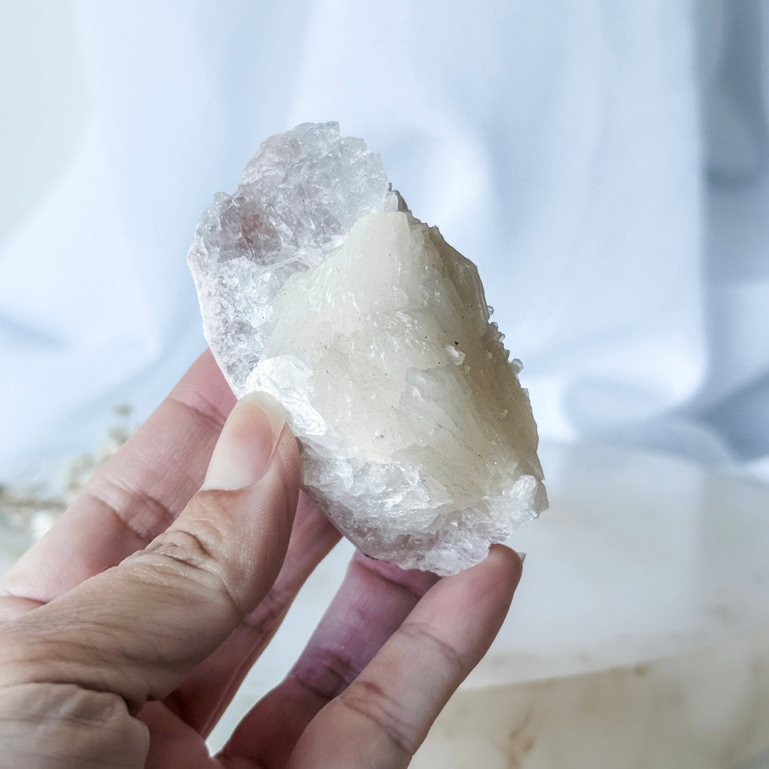 apophyllite cluster 06
