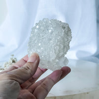 apophyllite cluster 07