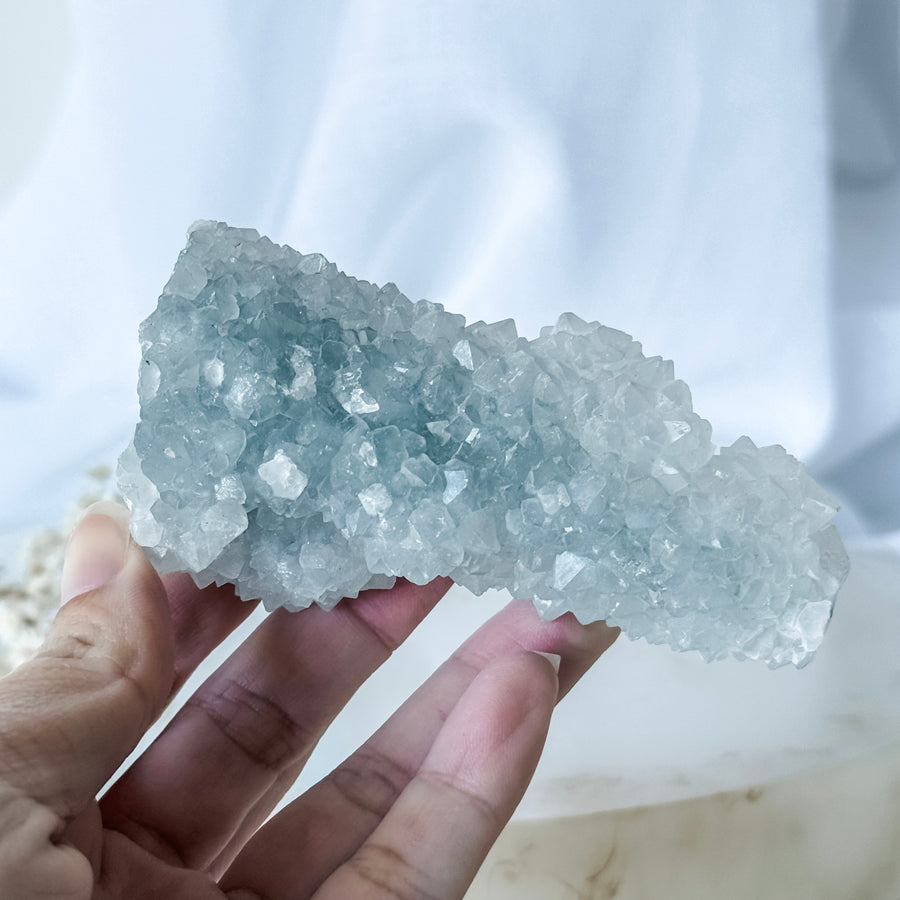 apophyllite cluster 13