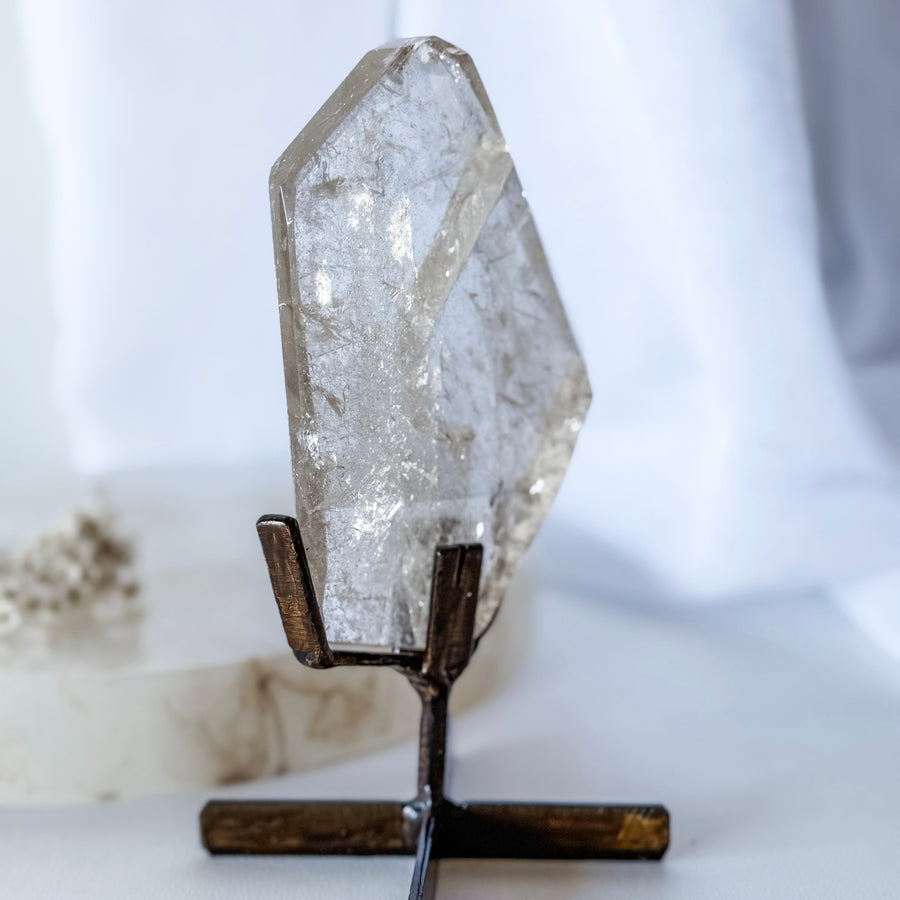 citrine on brass stand 02