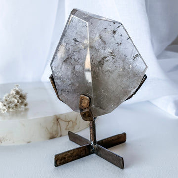 citrine on brass stand 04