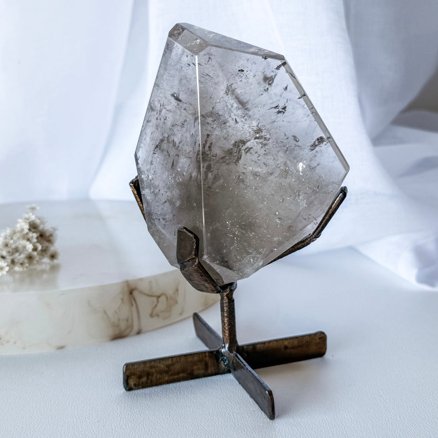 citrine on brass stand 04