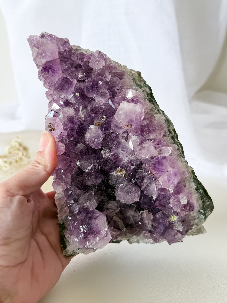 amethyst cluster 02
