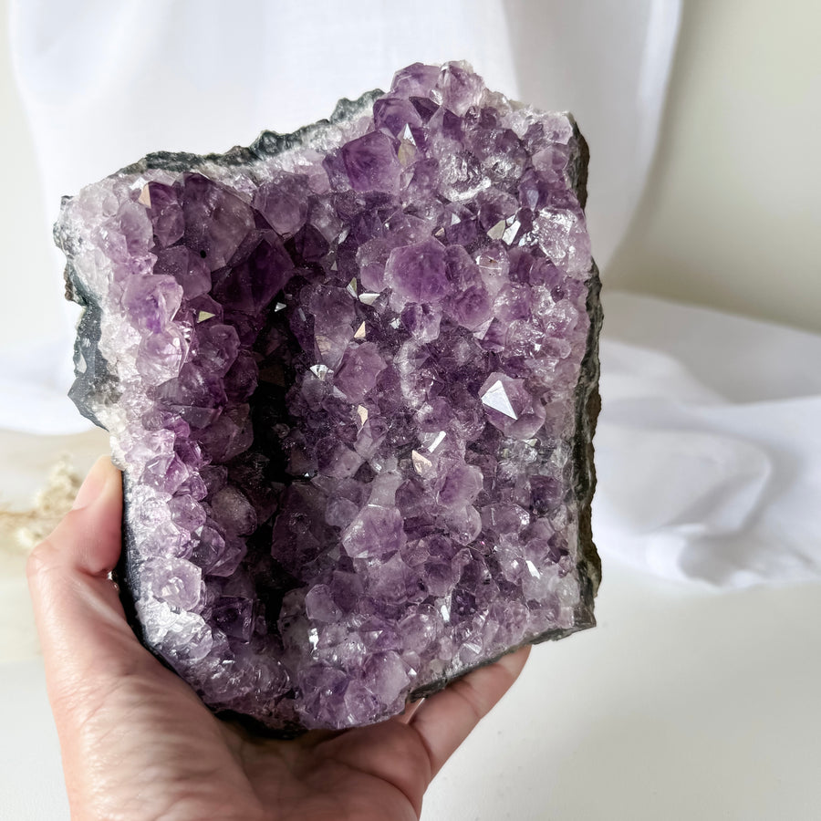 amethyst cluster 03
