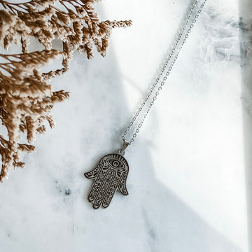 hamsa hand necklace